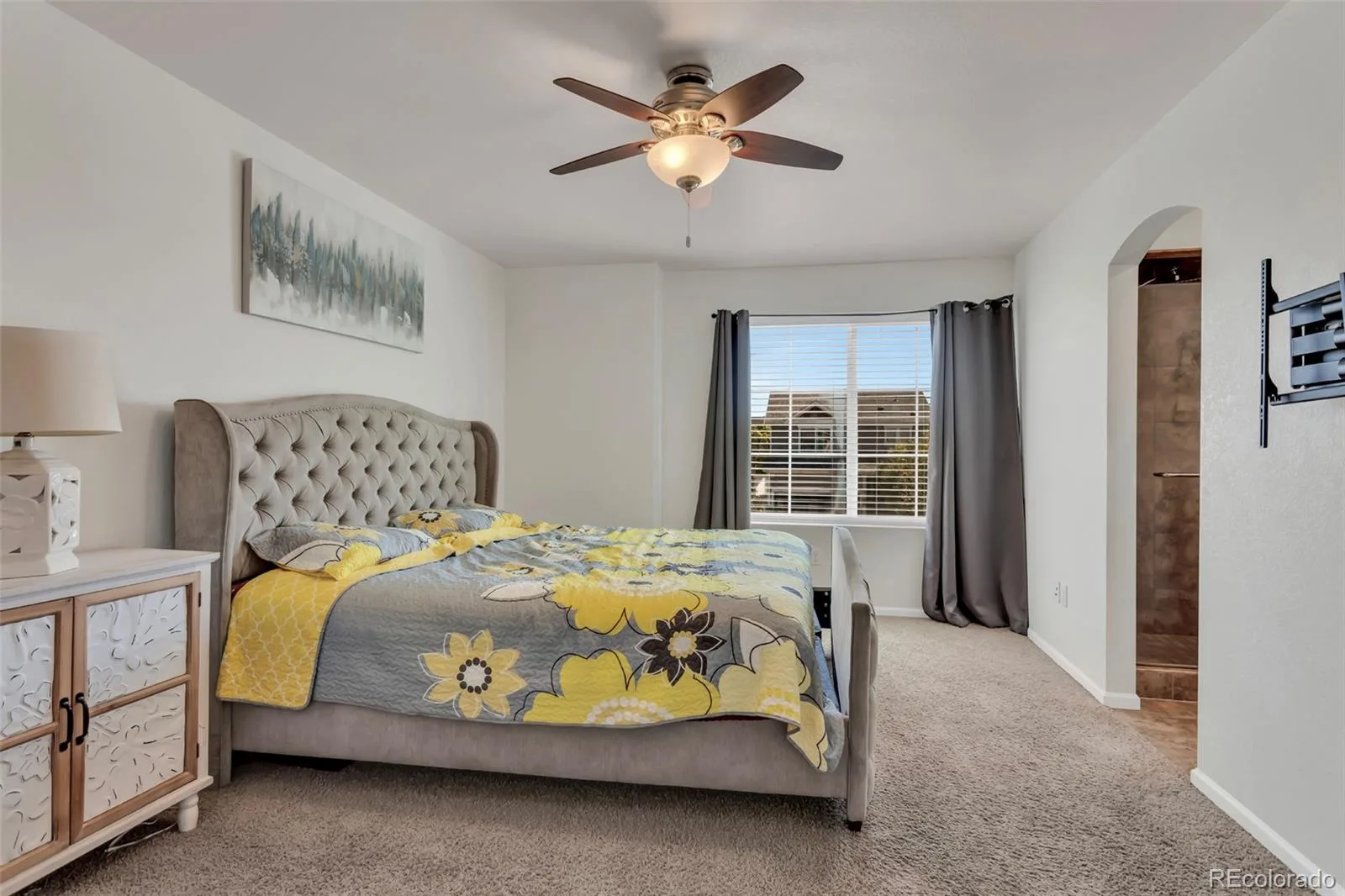 5545 E Liverpool Denver CO 80249 | MLS #REC1901224 09282026024355 1600 10