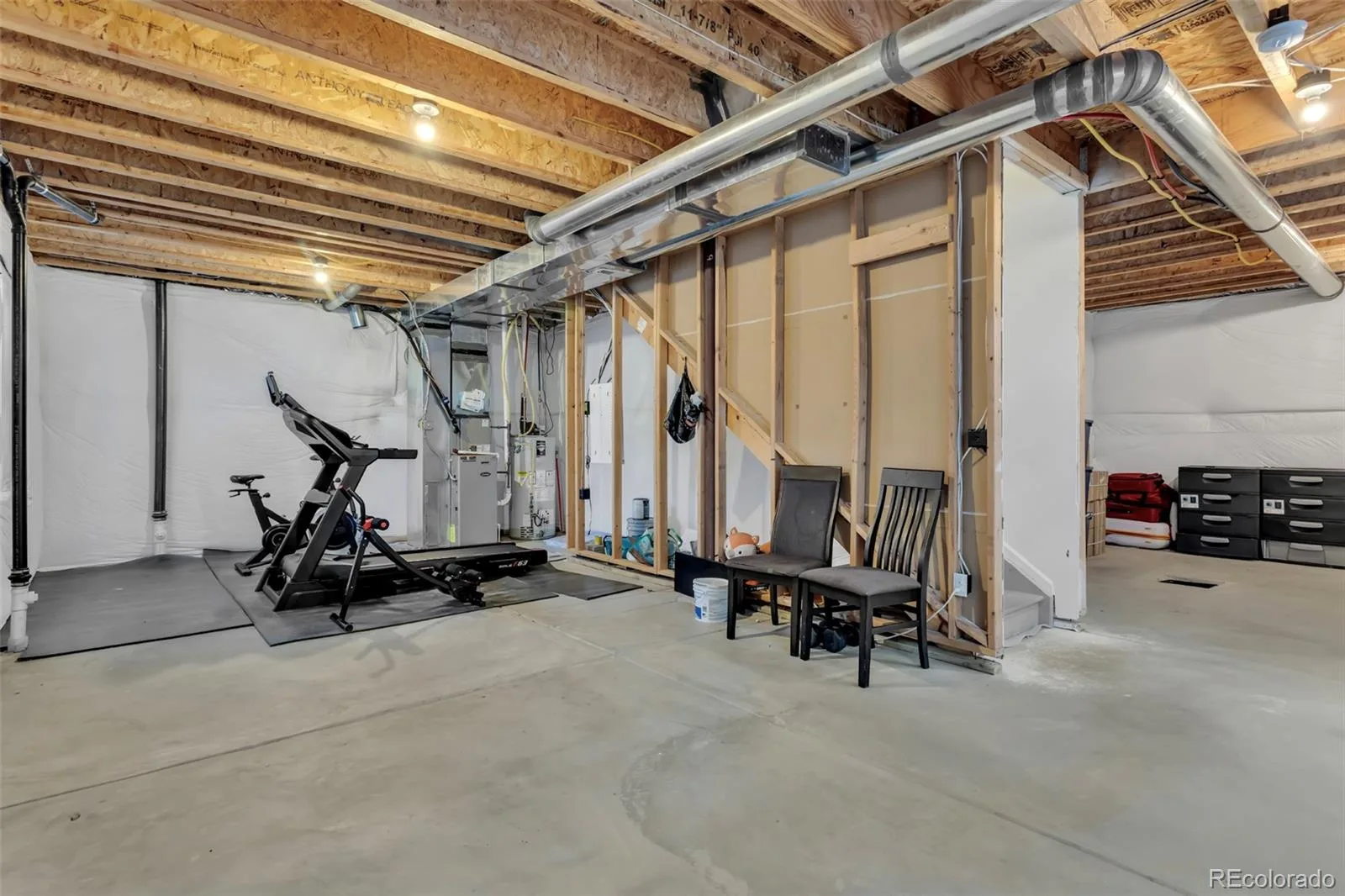 5545 E Liverpool Denver CO 80249 | MLS #REC1901224 09282026024355 1600 21