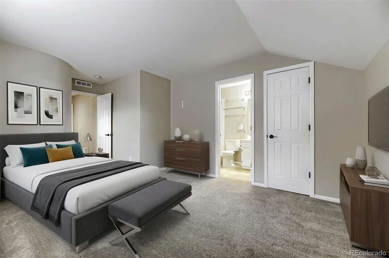 8703 Wentworth Court Lone Tree CO 80124 | MLS #REC1902378 08192026181631 1600 15