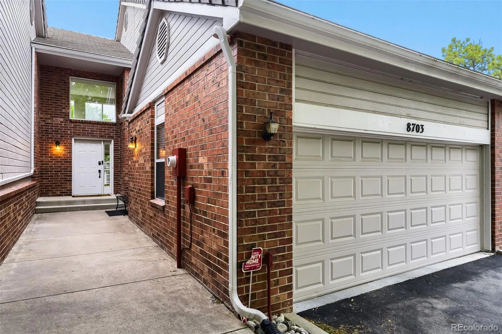 8703 Wentworth Court Lone Tree CO 80124 | MLS #REC1902378 08192026181631 1600 24