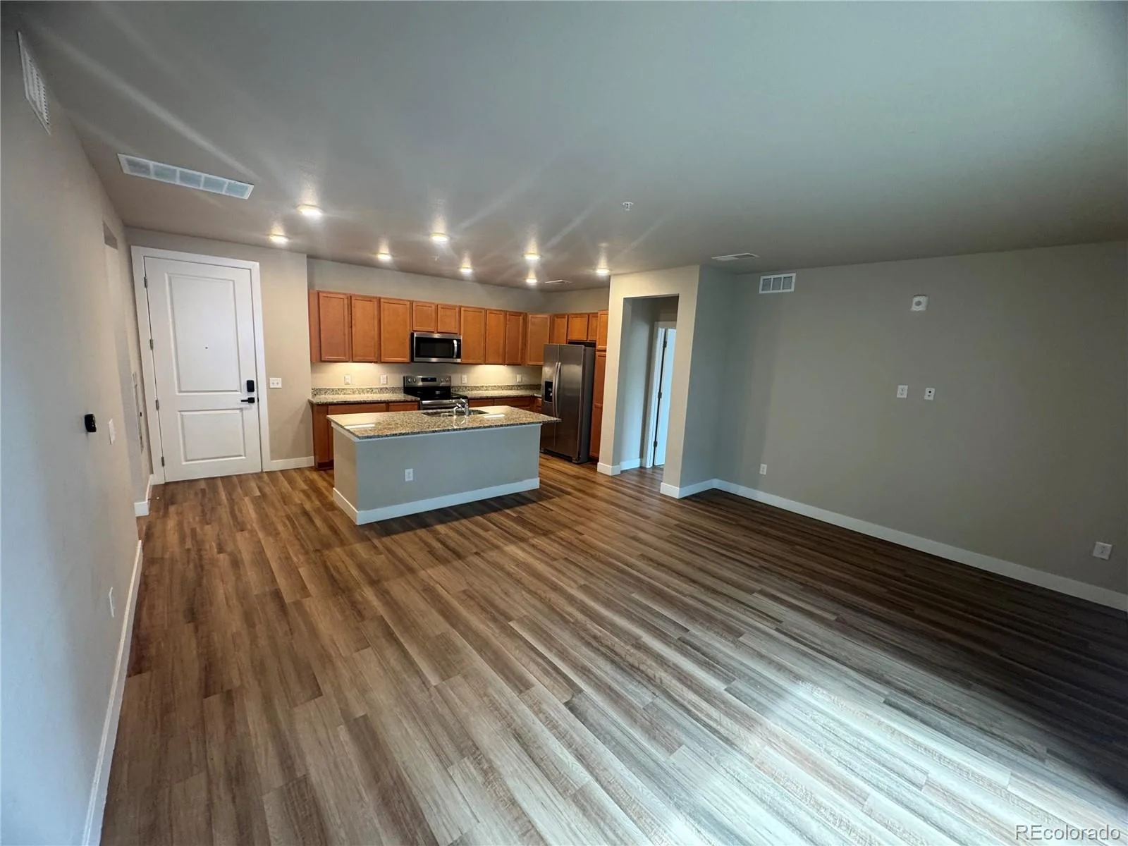 14331 E Tennessee Avenue #201 Aurora CO 80012 | MLS #REC1902707 09252026185309 1600 3