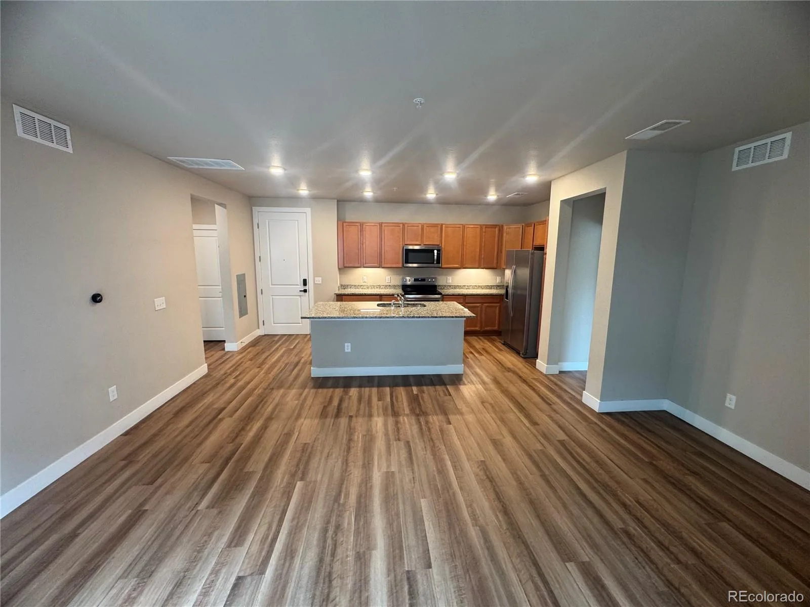 14331 E Tennessee Avenue #201 Aurora CO 80012 | MLS #REC1902707 09252026185309 1600 4