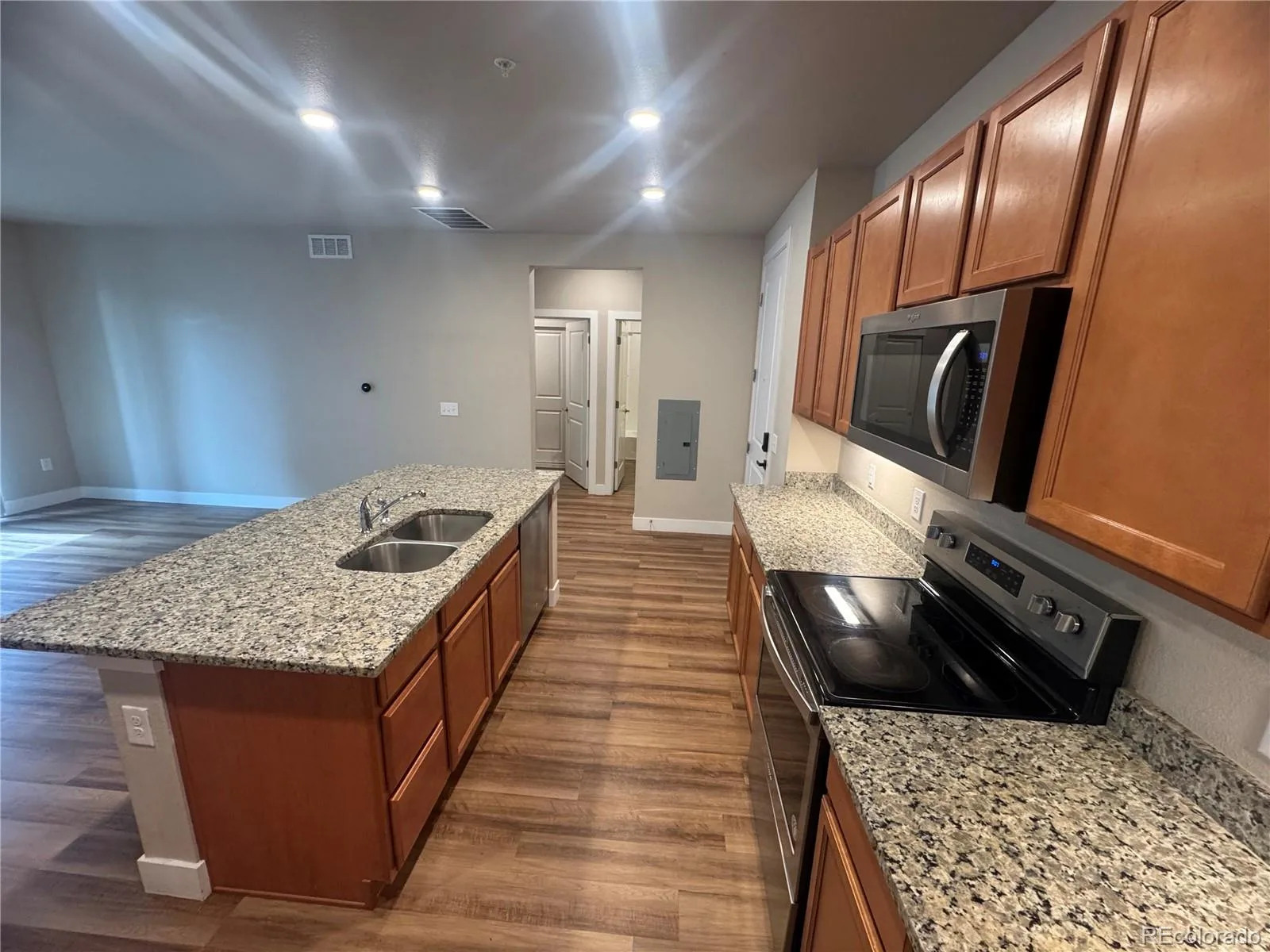 14331 E Tennessee Avenue #201 Aurora CO 80012 | MLS #REC1902707 09252026185309 1600 7