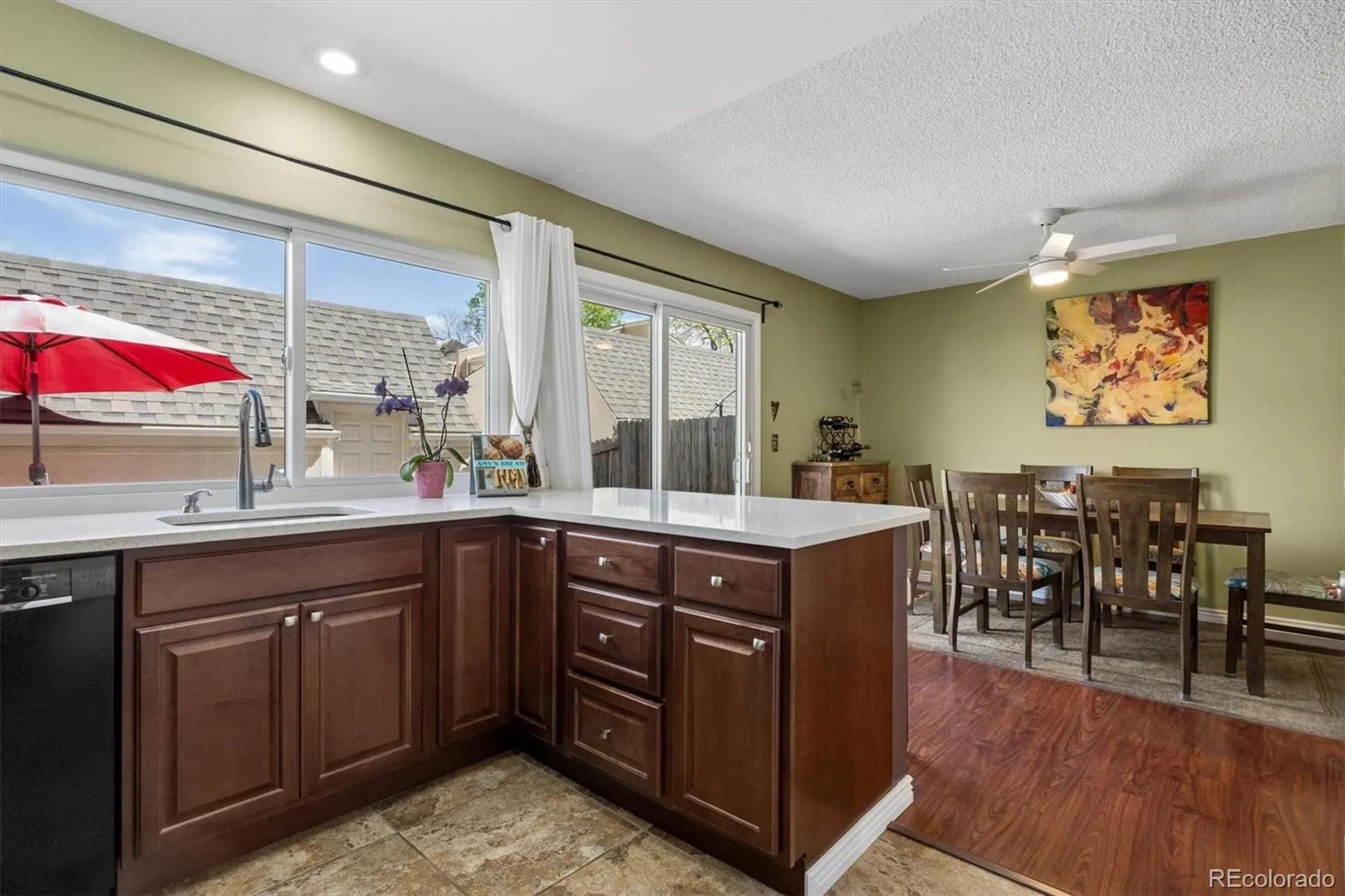 04112026192429 1600 12