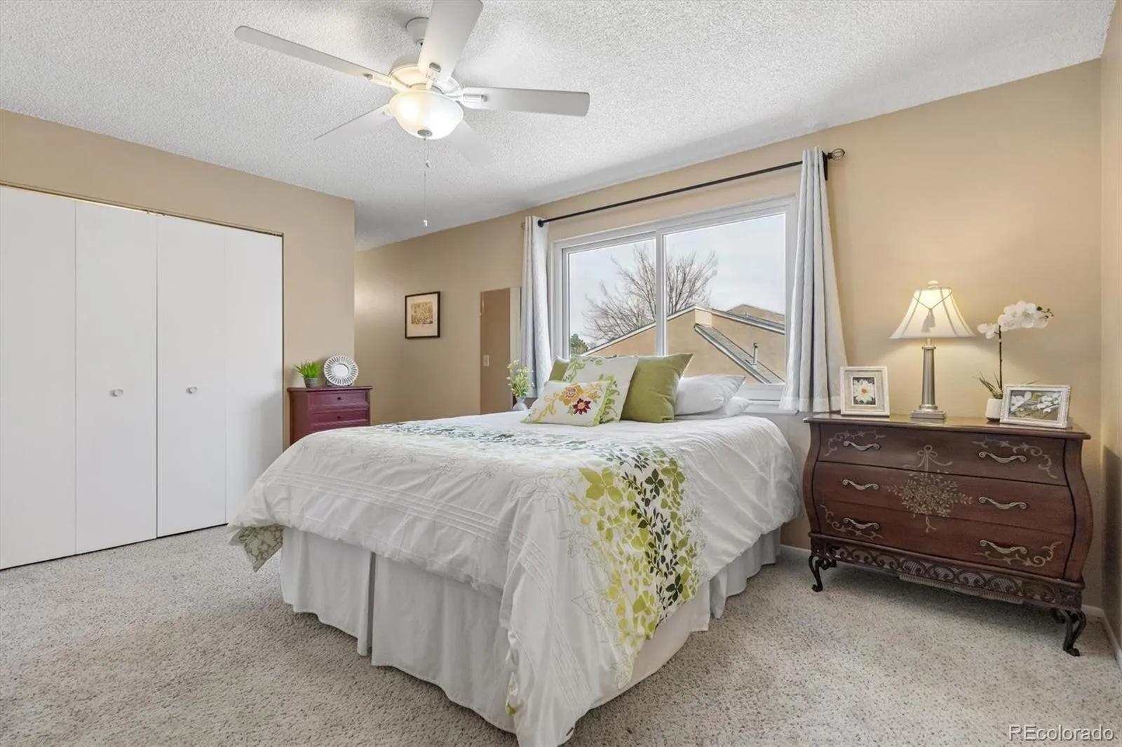 04112026192429 1600 17