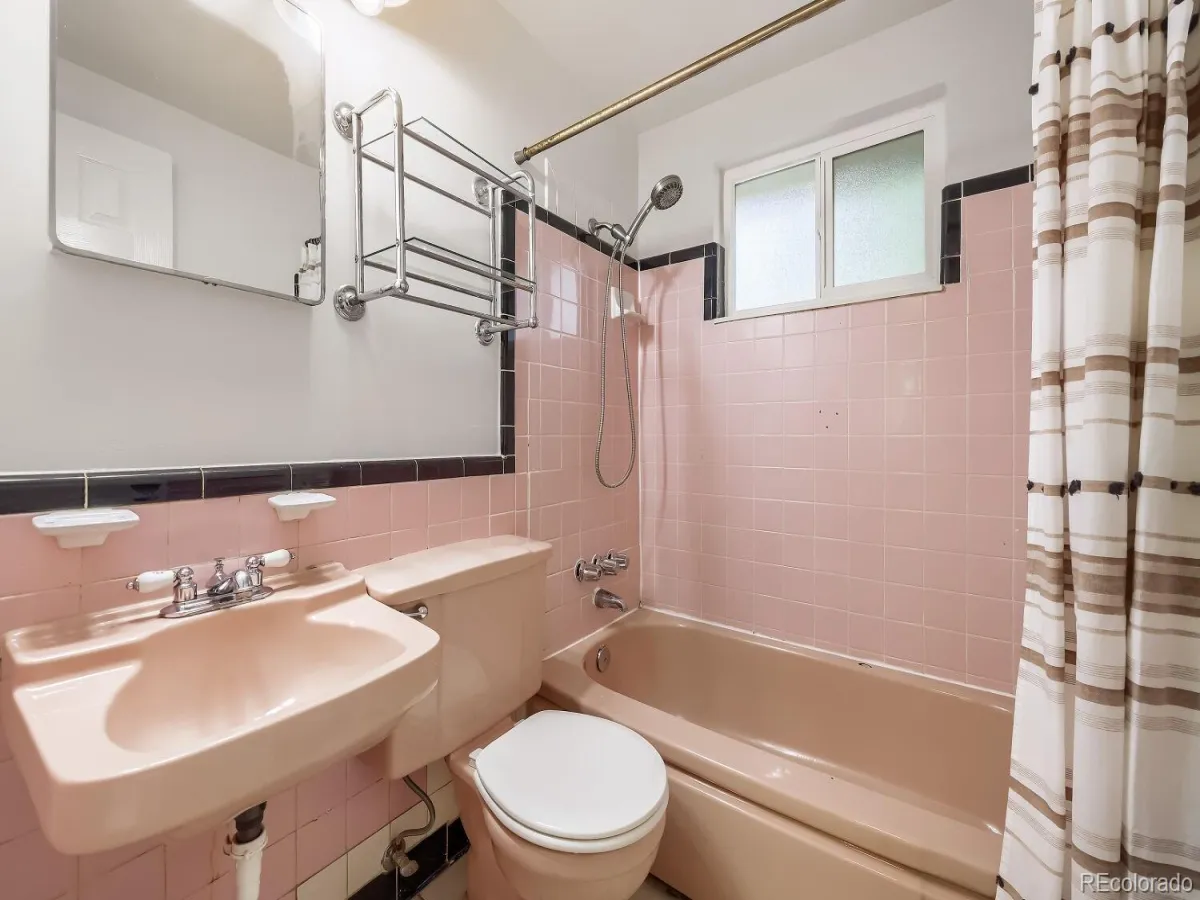 1640 Buchtel Boulevard Denver CO 80210 MLS #REC1904027 05182026194551 1200 11