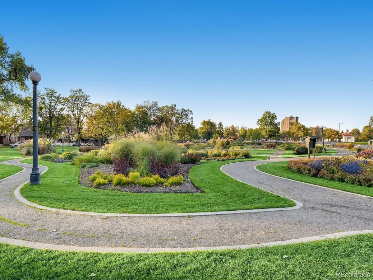 1640 Buchtel Boulevard Denver CO 80210 MLS #REC1904027 05182026194551 1200 27