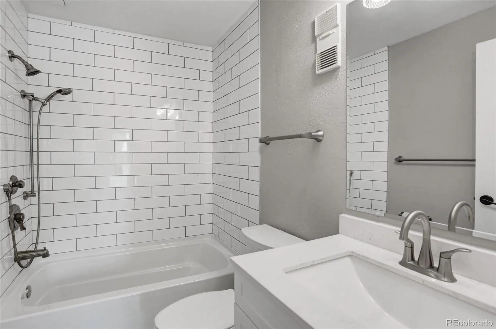 381 S Ames Street #A201 Lakewood CO 80226 | MLS #REC1904621 08072026033649 1600 16