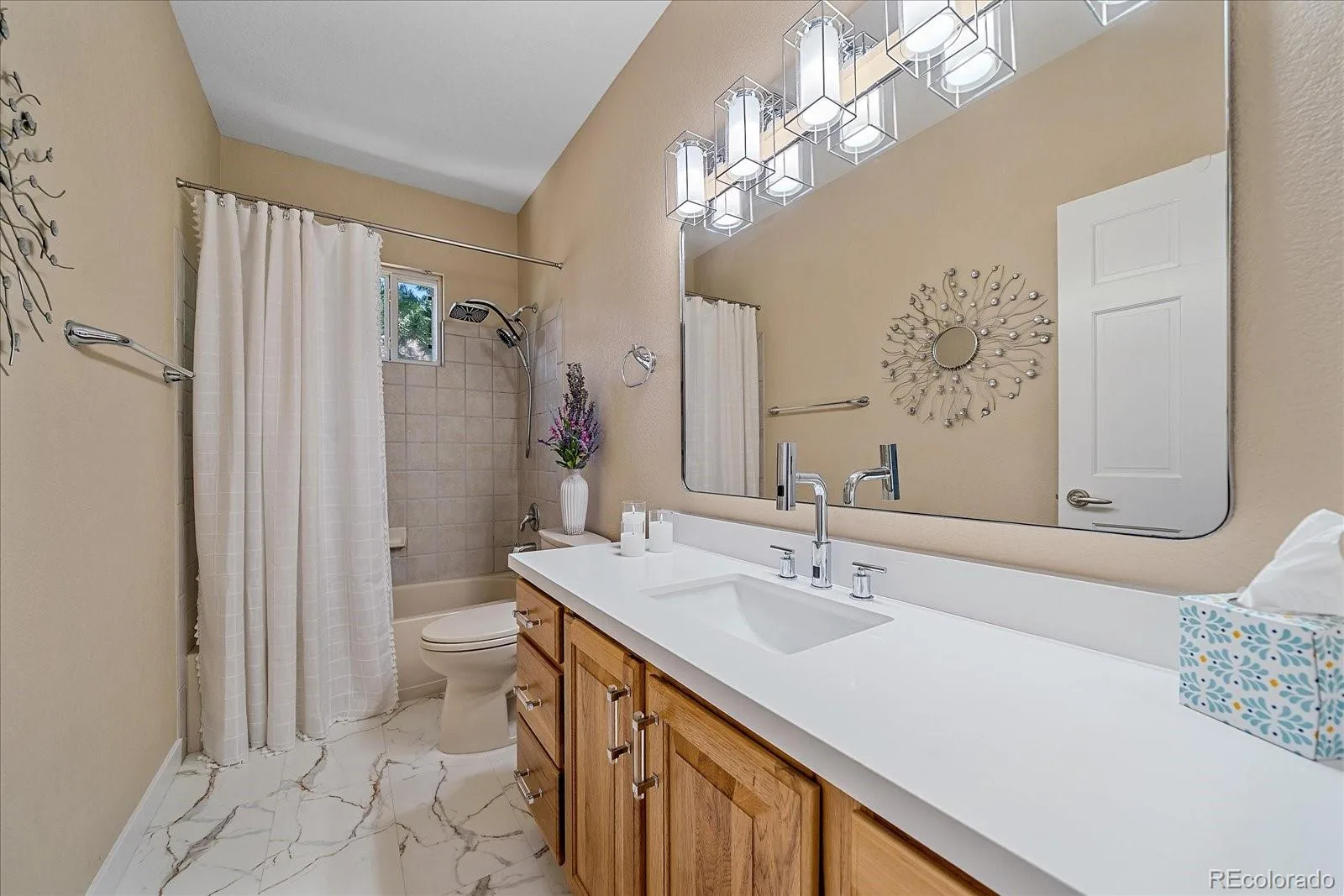 8215 S Shawnee Street Aurora CO 80016 | MLS #REC1904662 08192026221347 1600 23