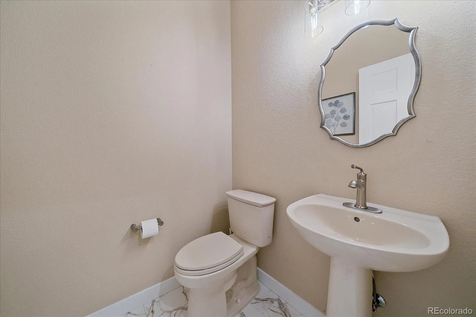 8215 S Shawnee Street Aurora CO 80016 | MLS #REC1904662 08192026221347 1600 25
