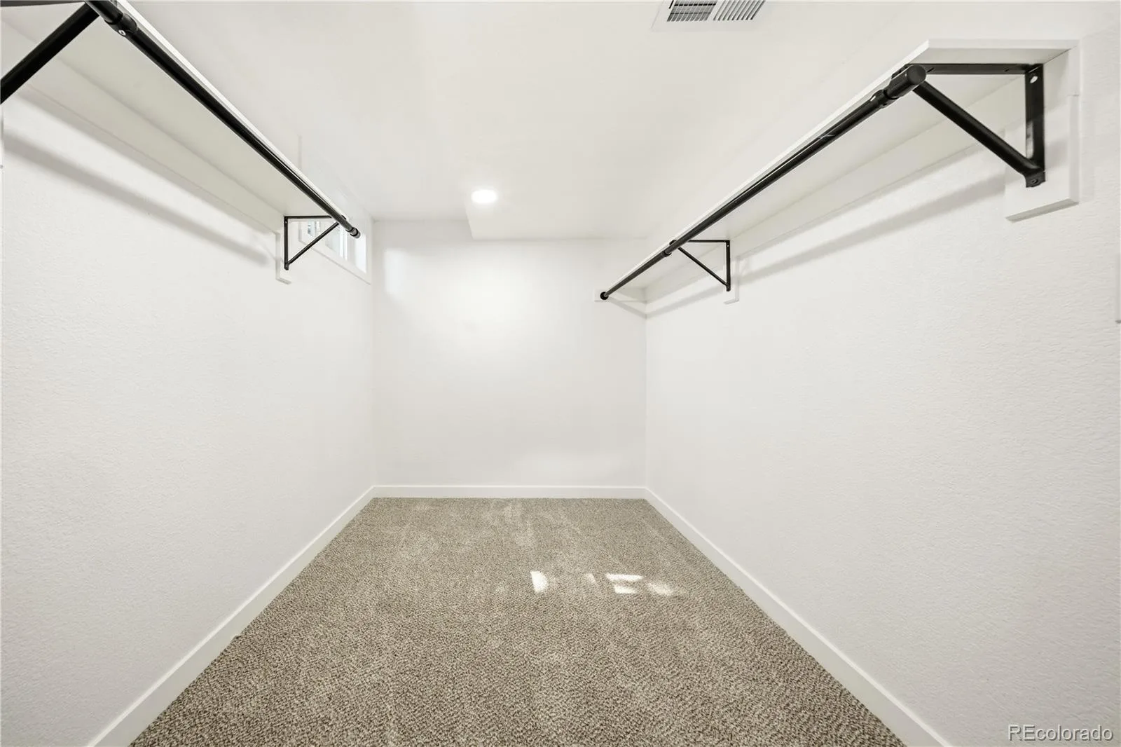 10248 W Arkansas Avenue Lakewood CO 80232 MLS #REC1905341 06302026230704 1600 13