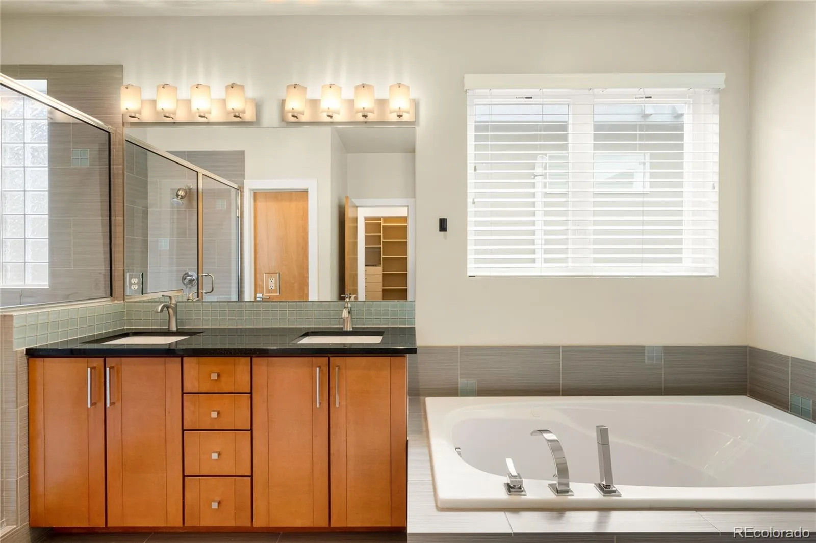 1941 Lowell Boulevard Denver CO 80204 | MLS #REC1908407 10012026185743 1600 14