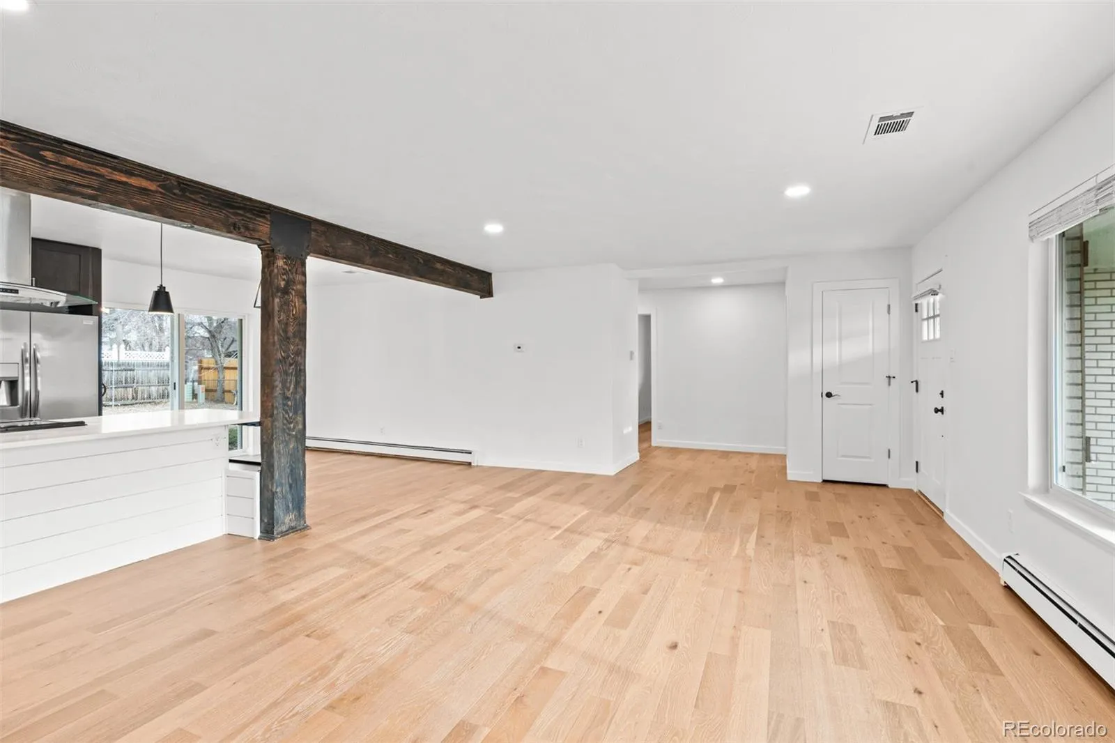 04032026185556 1600 10