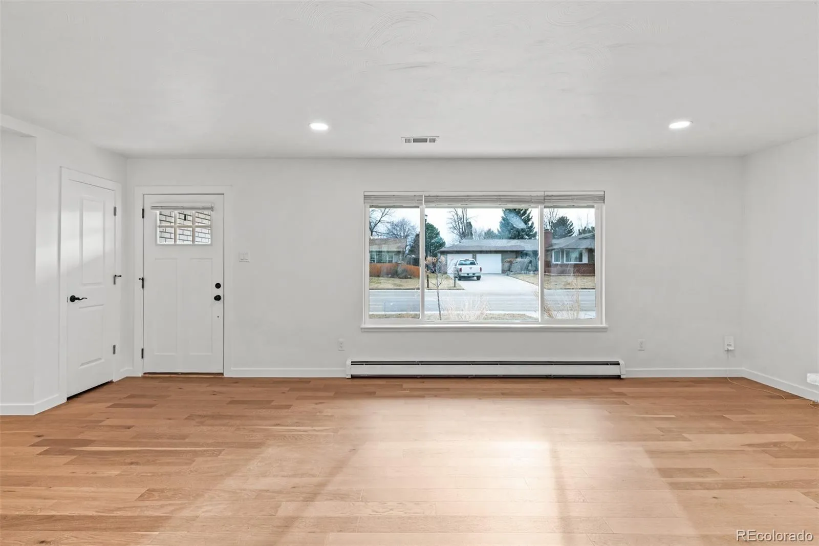 04032026185556 1600 11