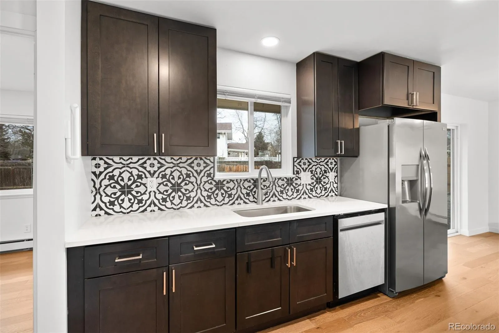 04032026185556 1600 18