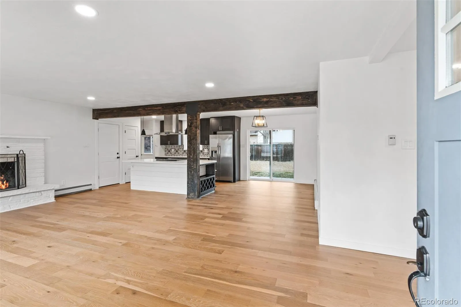 04032026185556 1600 2