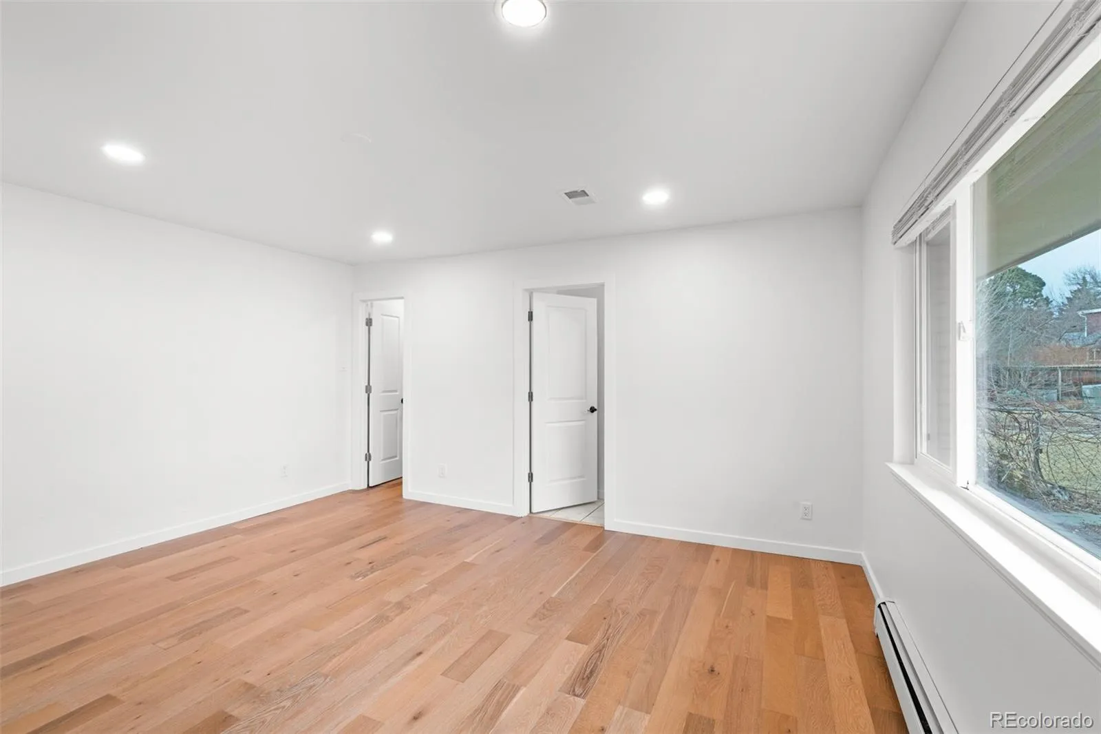 04032026185556 1600 24