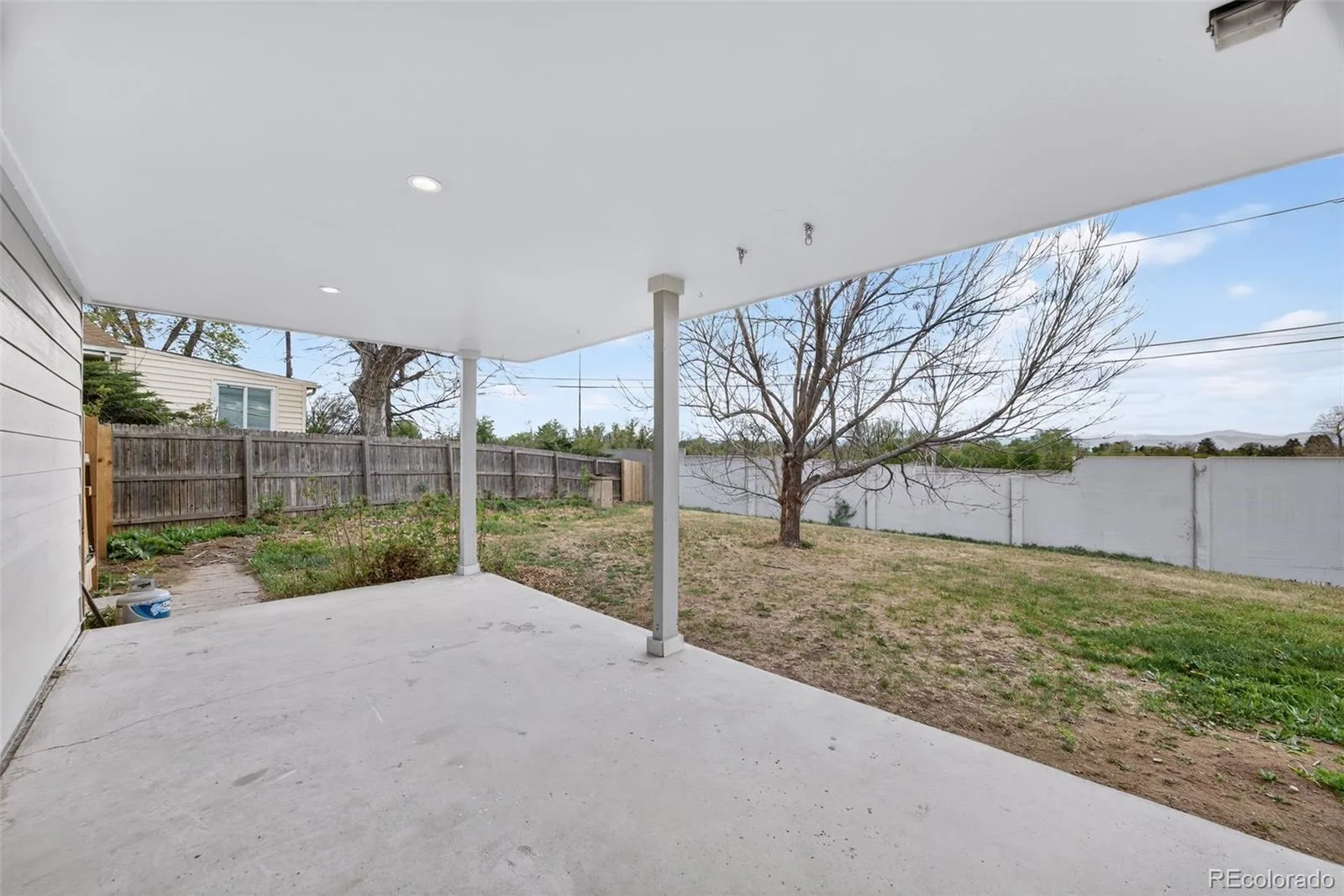3075 S Holly Place Denver CO 80222 MLS #REC1909299 06092026072116 1600 28