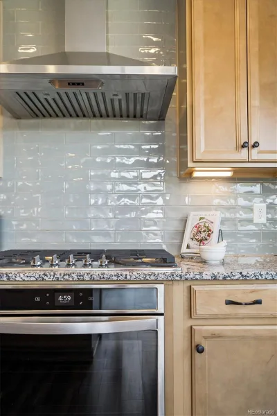 9386 Bross Street Arvada CO 80007 | MLS #REC1912194 08222026223255 800 18