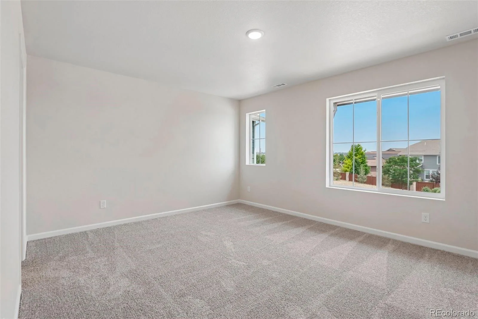 1494 Coral Place Longmont CO 80504 | MLS #REC1912427 07122026205618 1600 32