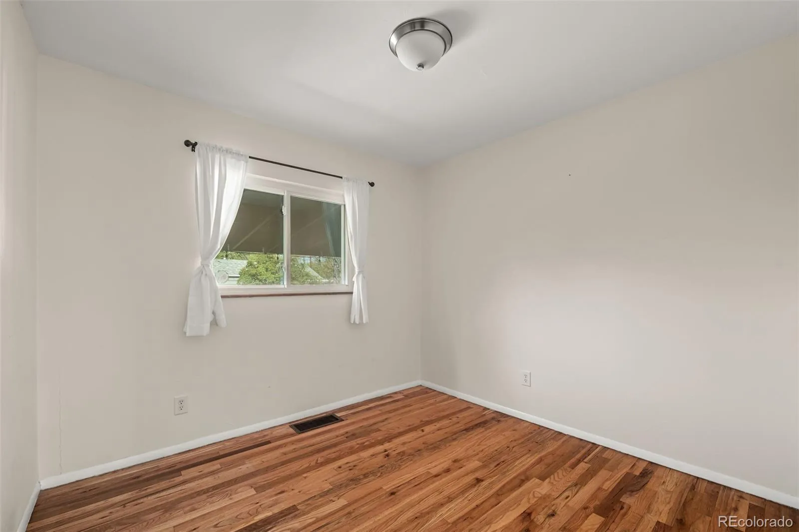 3201 S Glencoe Street Denver CO 80222 MLS #REC1913605 05152026193939 1600 28