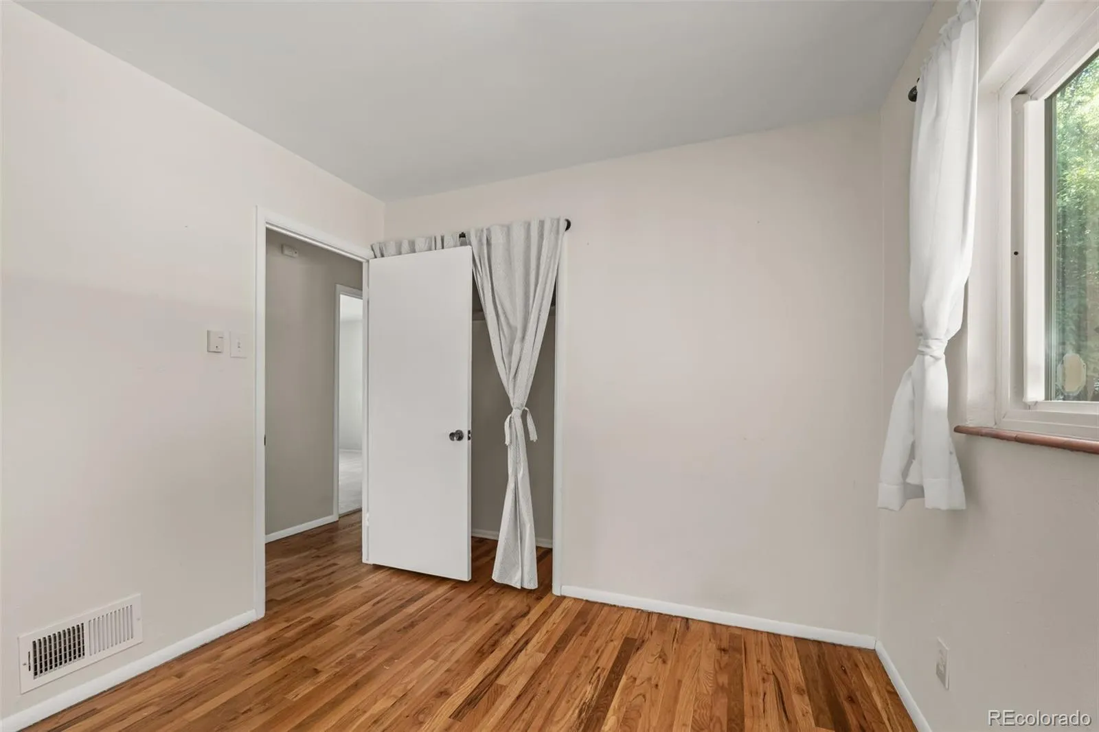 3201 S Glencoe Street Denver CO 80222 MLS #REC1913605 05152026193939 1600 29