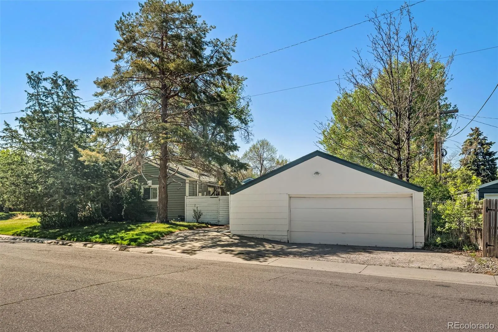 3201 S Glencoe Street Denver CO 80222 MLS #REC1913605 05152026193939 1600 41
