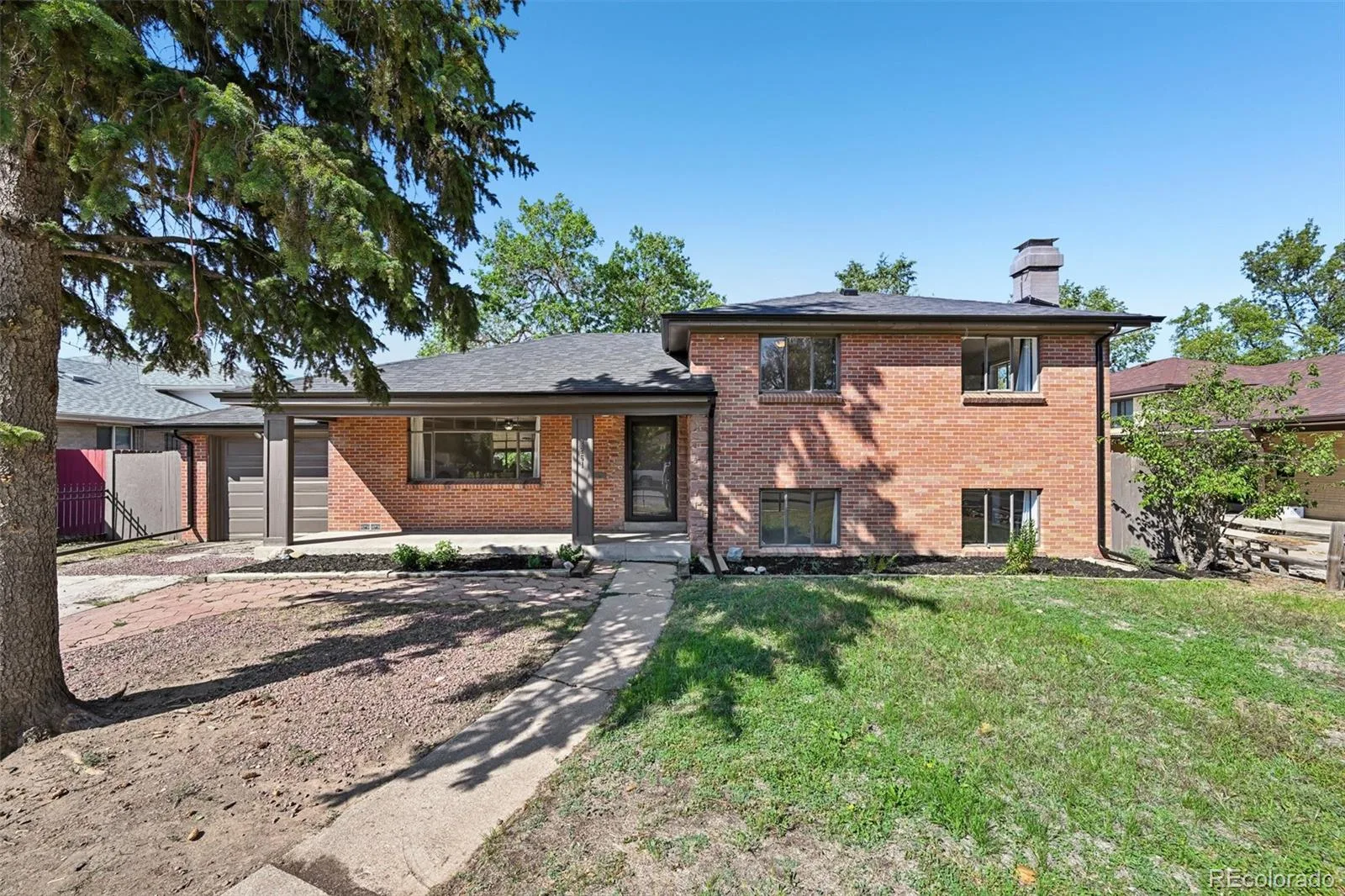 2261 Oakland Street Aurora CO 80010 | MLS #REC1913796 10062026034124 1600 2