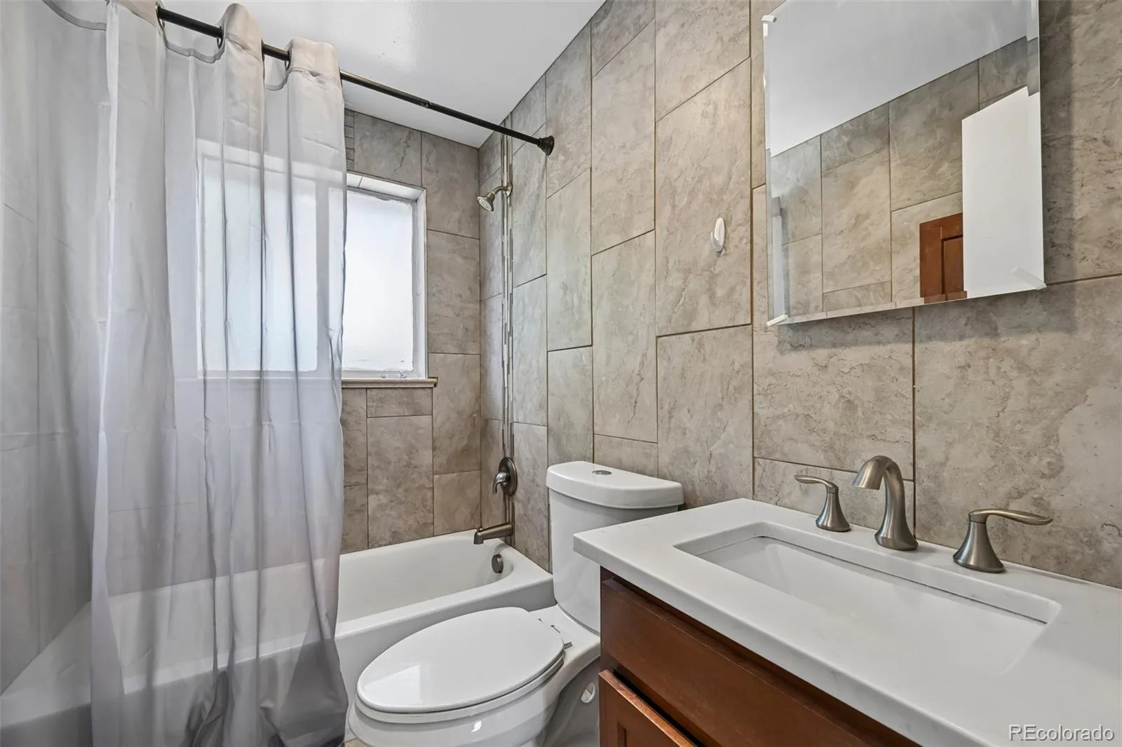 2261 Oakland Street Aurora CO 80010 | MLS #REC1913796 10062026034124 1600 22
