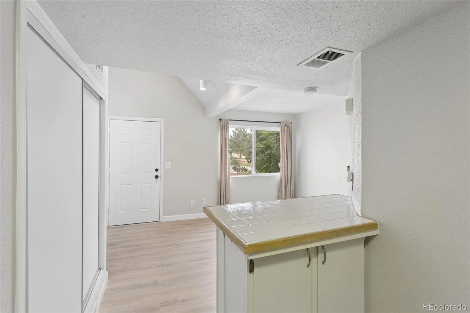 17054 E Tennessee Drive #207 Aurora CO 80017 | MLS #REC1914045 09252026173951 1600 13