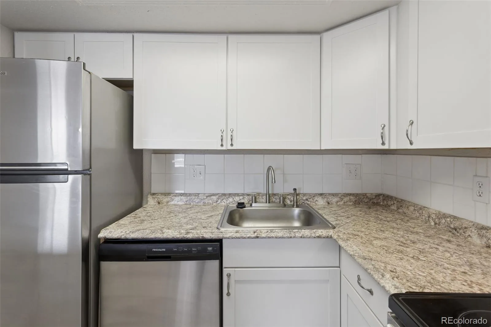 17054 E Tennessee Drive #207 Aurora CO 80017 | MLS #REC1914045 09252026173951 1600 9