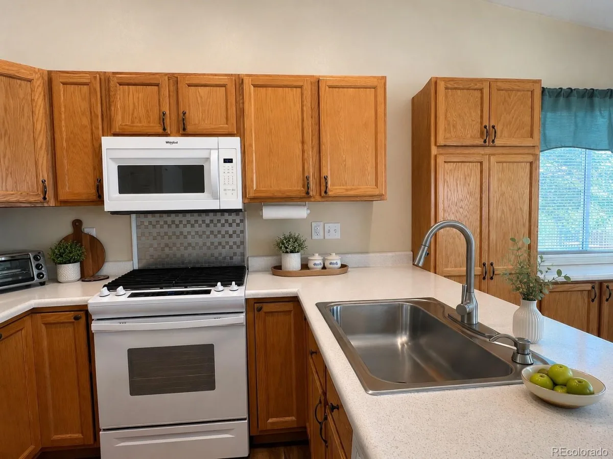 9644 W Euclid Drive Littleton CO 80123 | MLS #REC1914527 08112026065227 1200 8