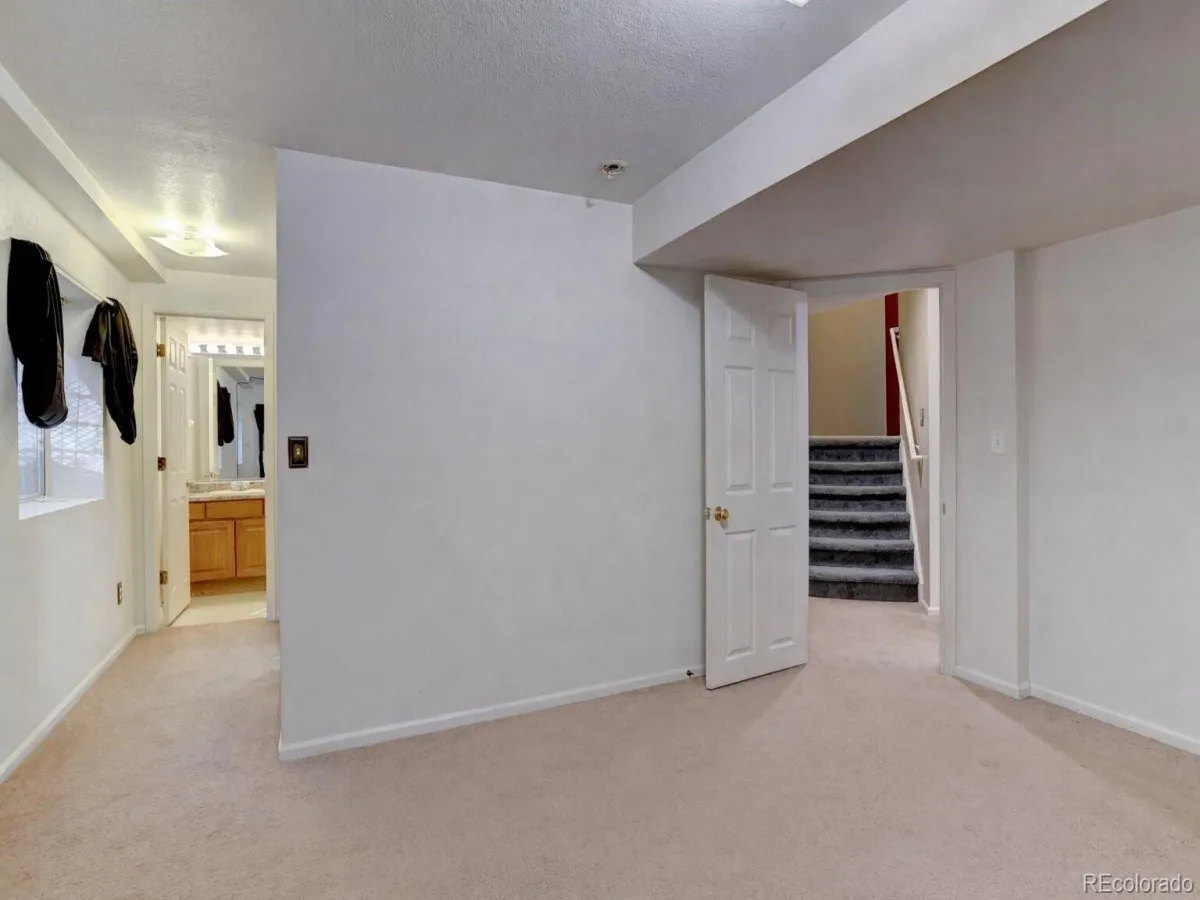 04162026204234 1200 22