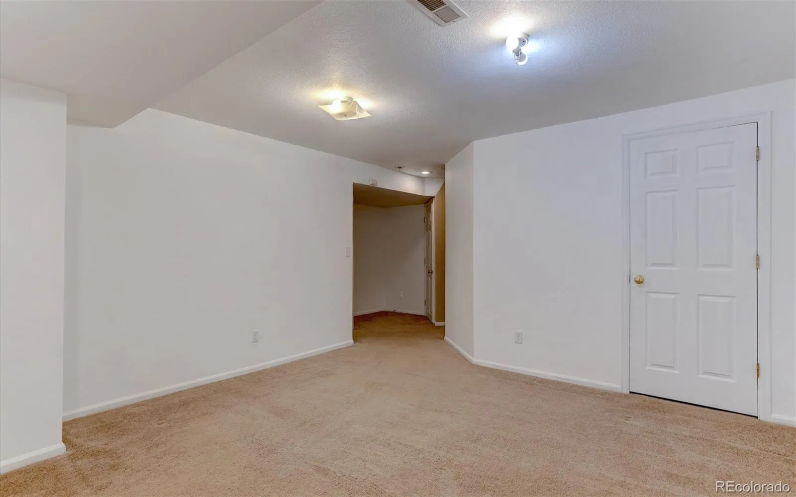 04162026204234 1600 21