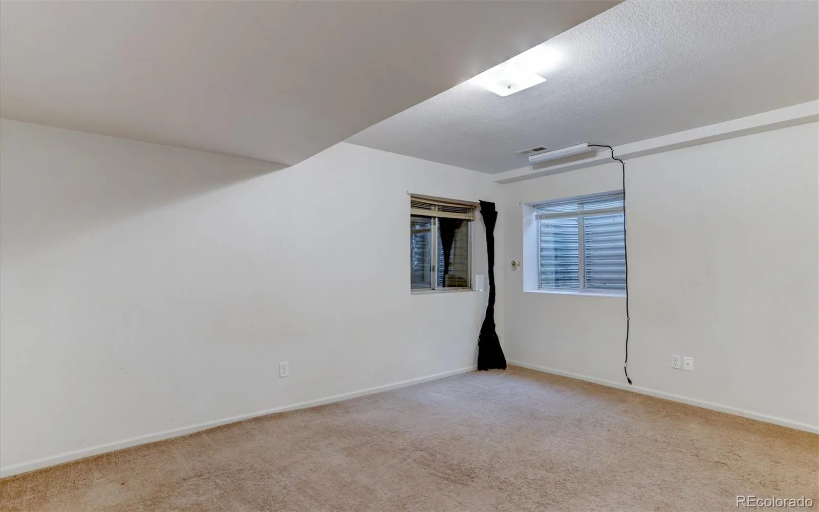 04162026204234 1600 23