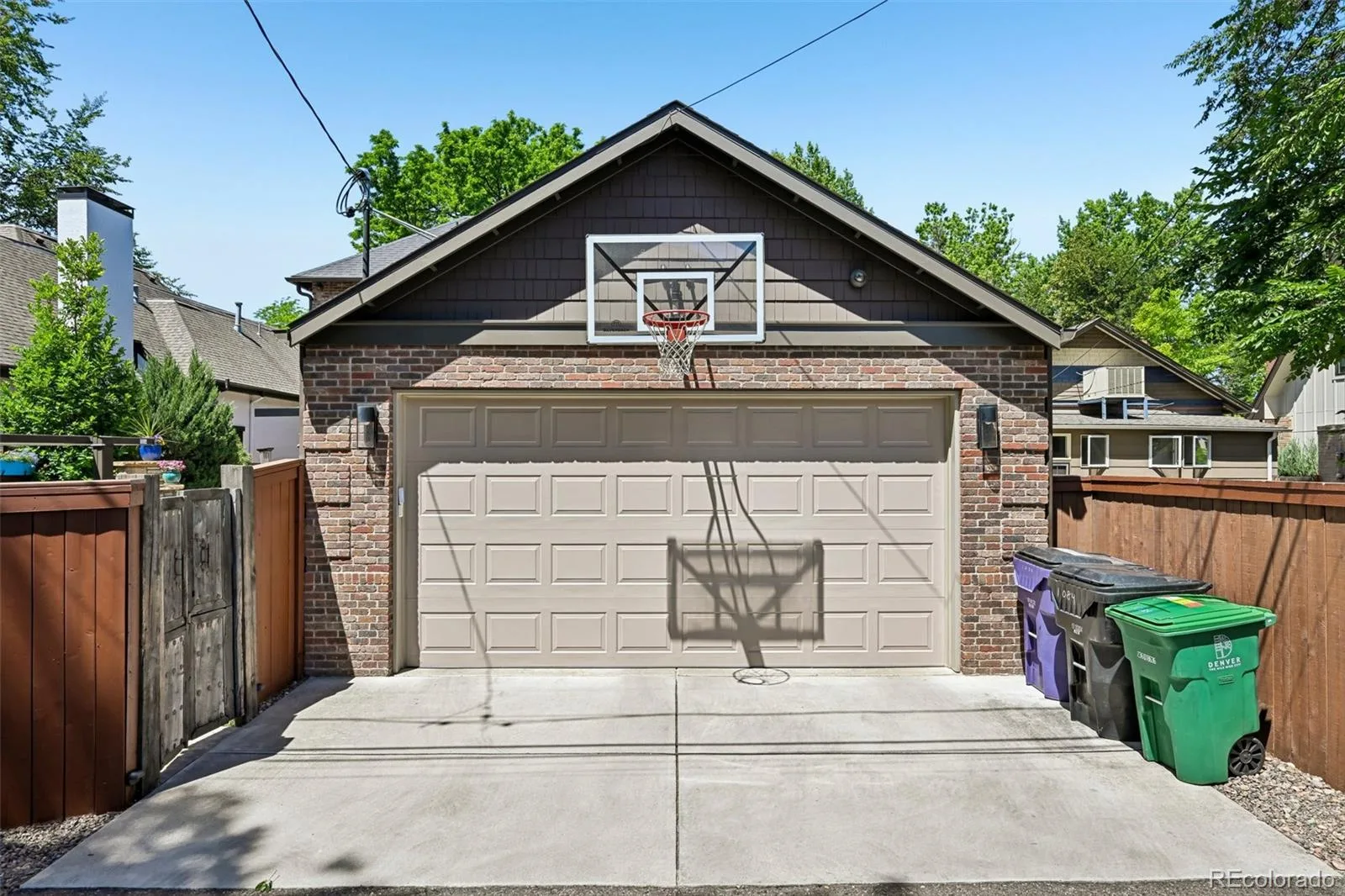 1084 S Williams Street Denver CO 80209 MLS #REC1916900 07012026115452 1600 34