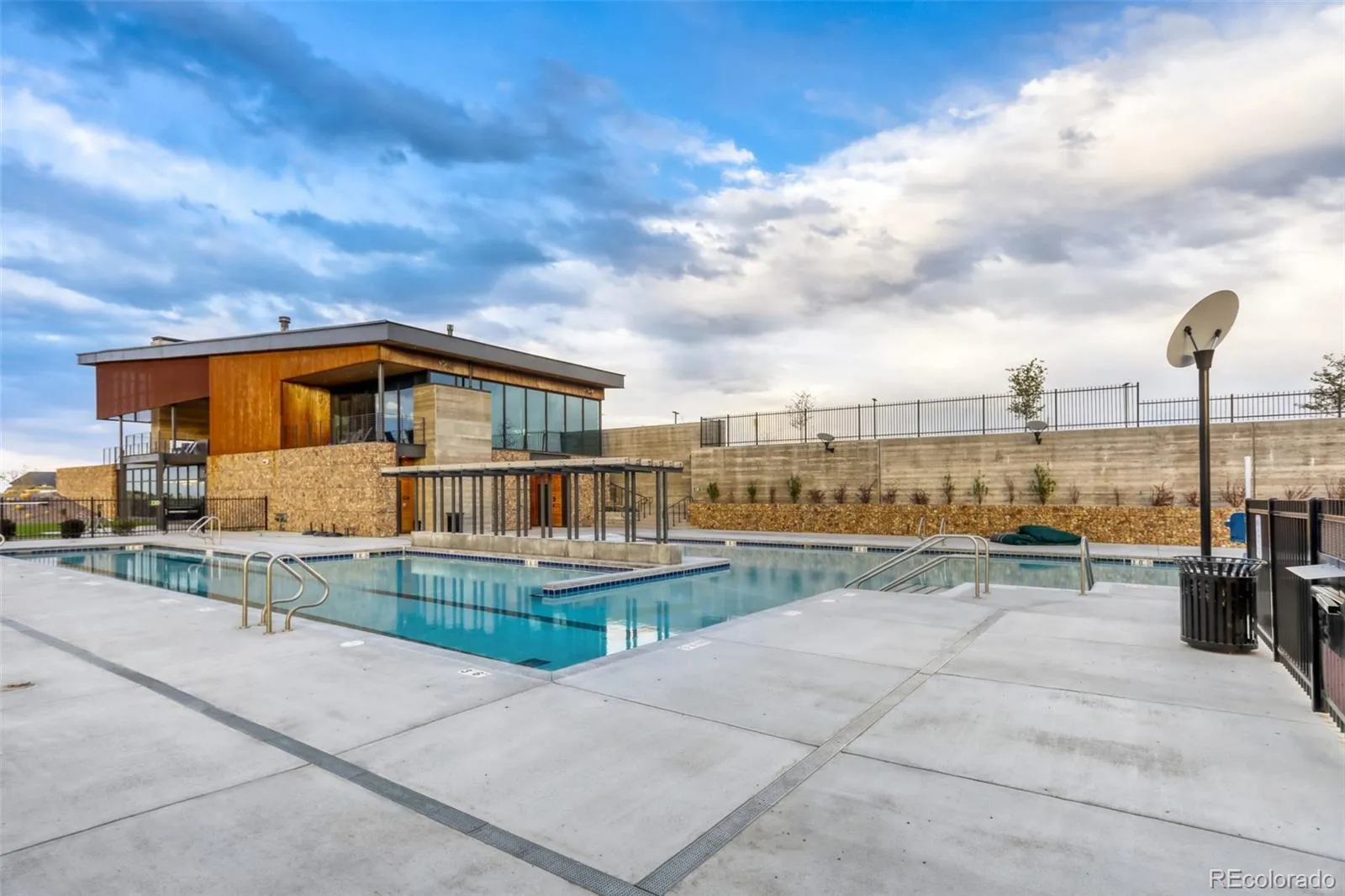 3158 Wingspan Point Castle Rock CO 80108 MLS #REC1918466 05192026202014 1600 48