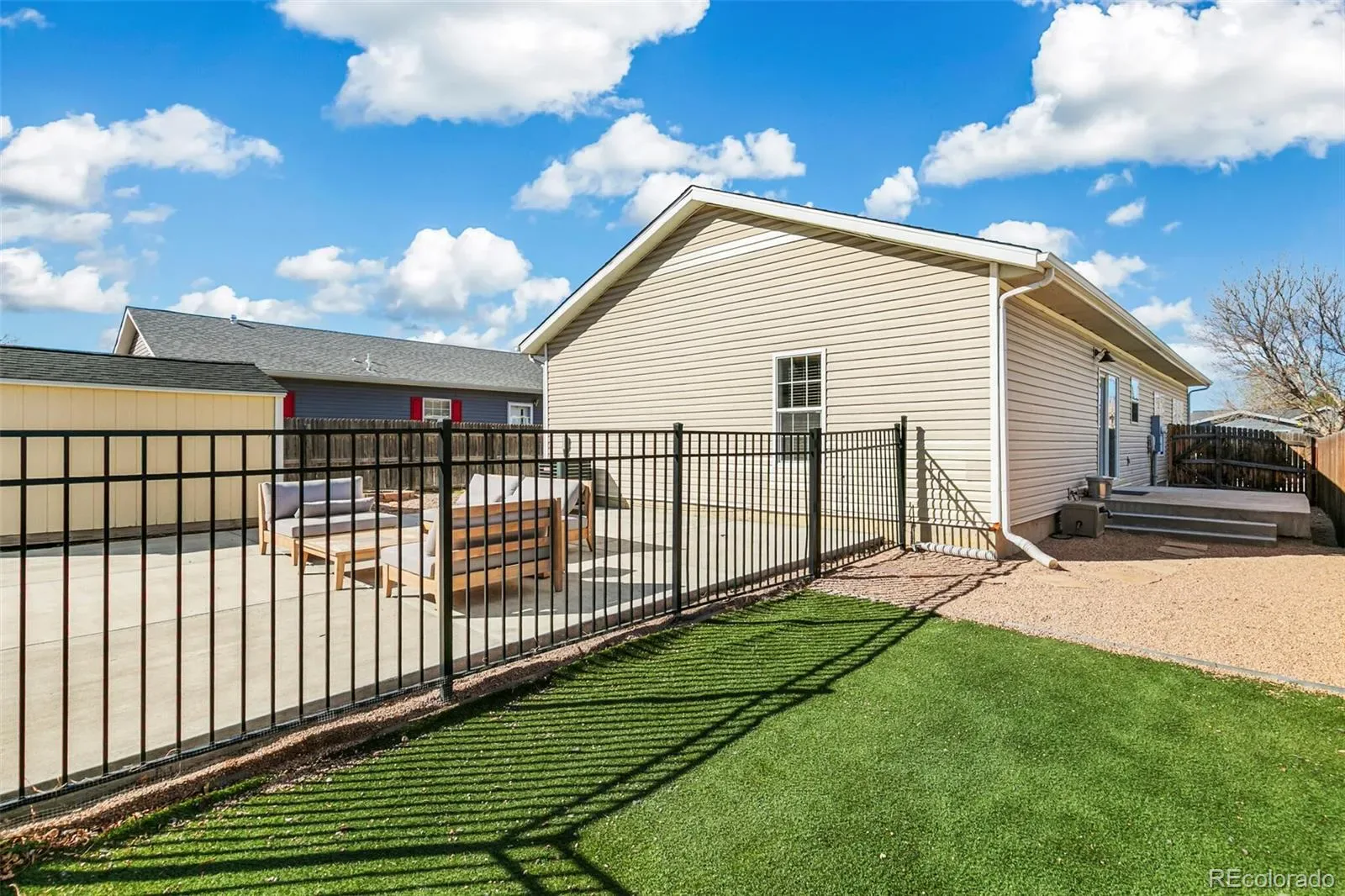 03232026150939 1600 21