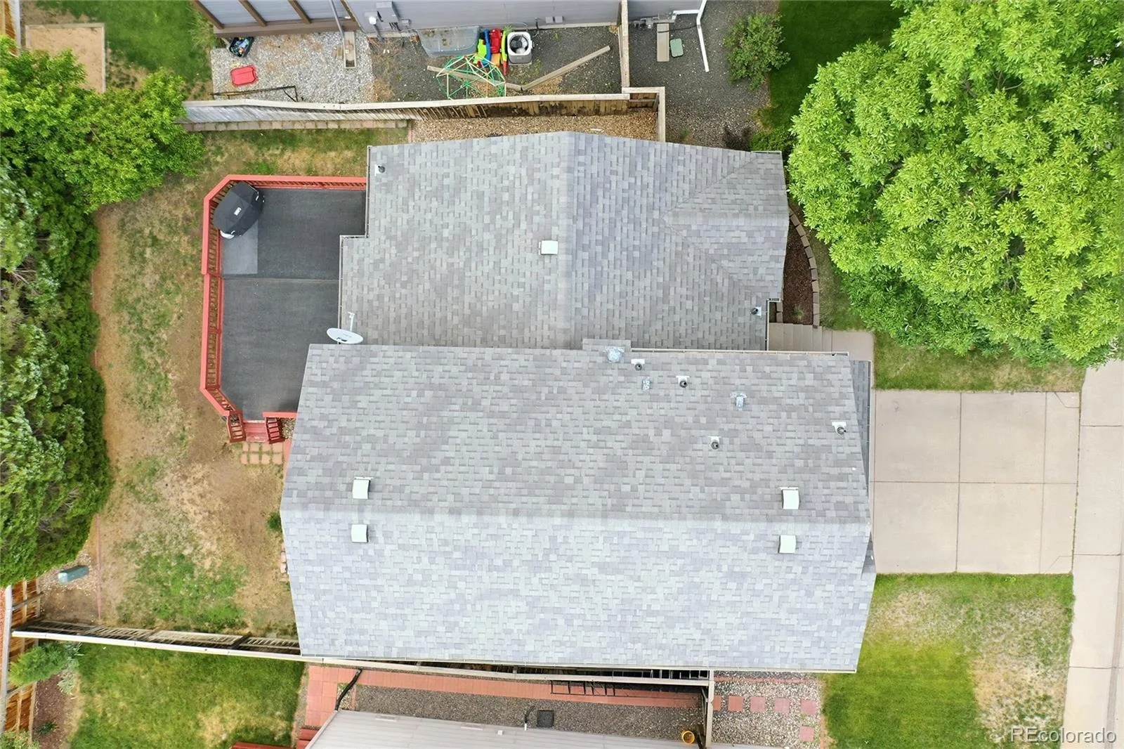 9688 Whitecliff Place Highlands Ranch CO 80129 | MLS #REC1922543 07252026161431 1600 25