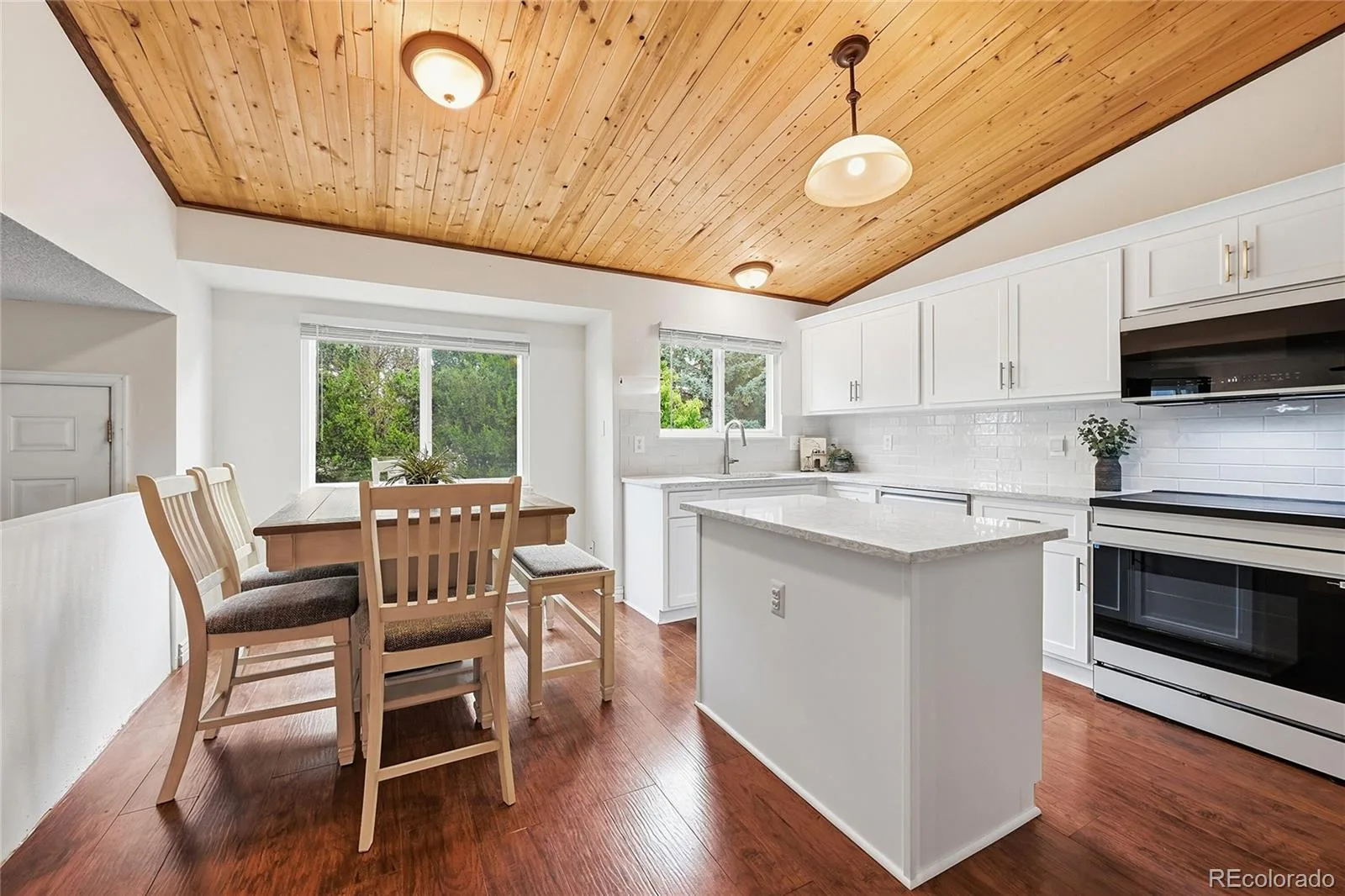 9688 Whitecliff Place Highlands Ranch CO 80129 | MLS #REC1922543 07252026161431 1600 4