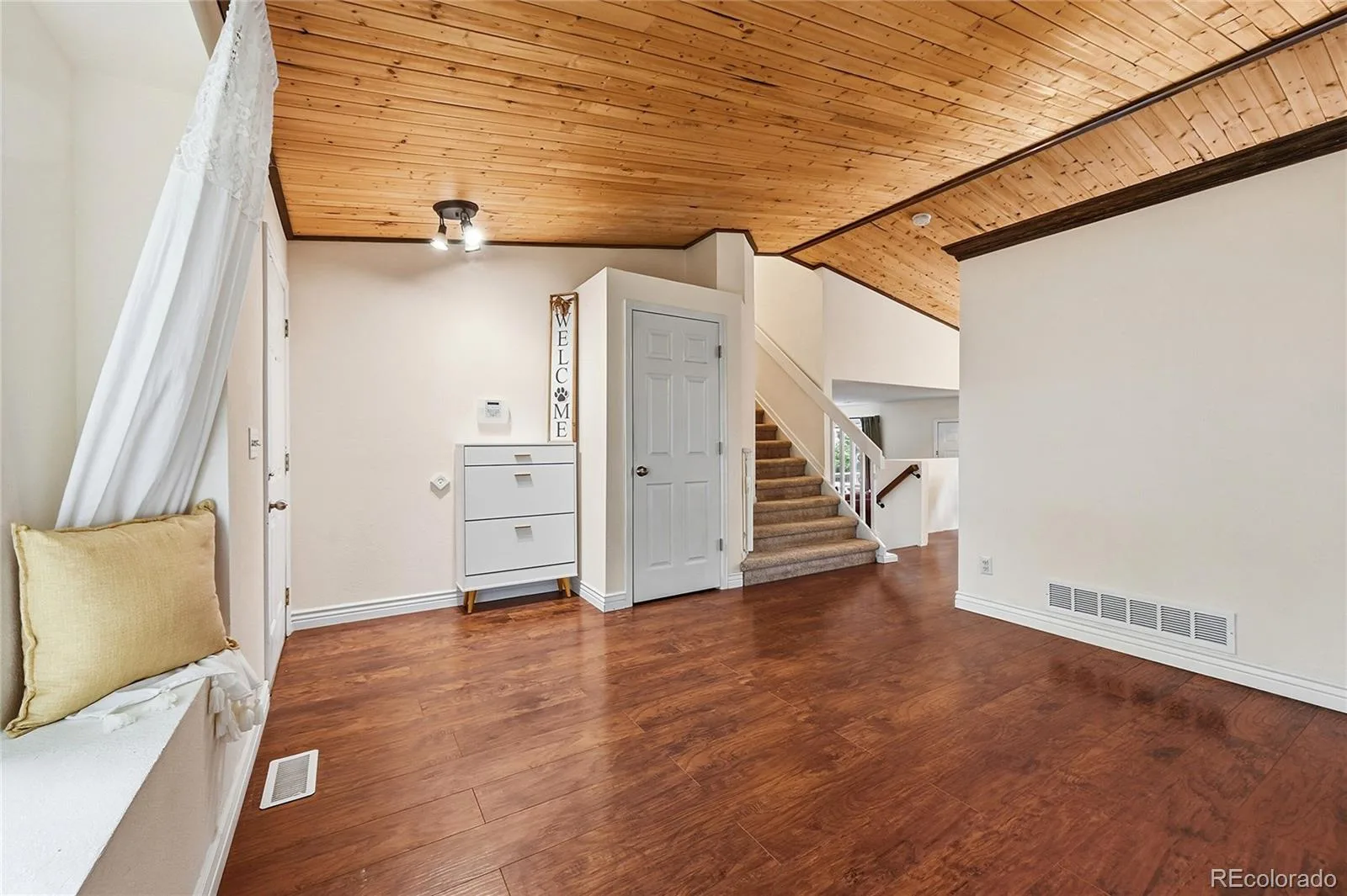 9688 Whitecliff Place Highlands Ranch CO 80129 | MLS #REC1922543 07252026161431 1600 7