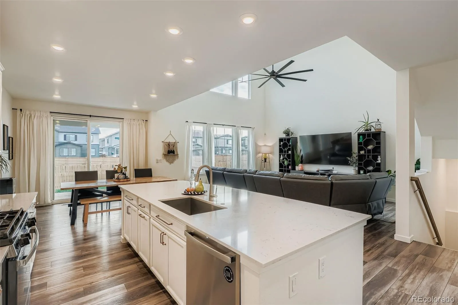 10008 Vaughn Street Commerce City CO 80022 | MLS #REC1923536 06092026075628 1600 10