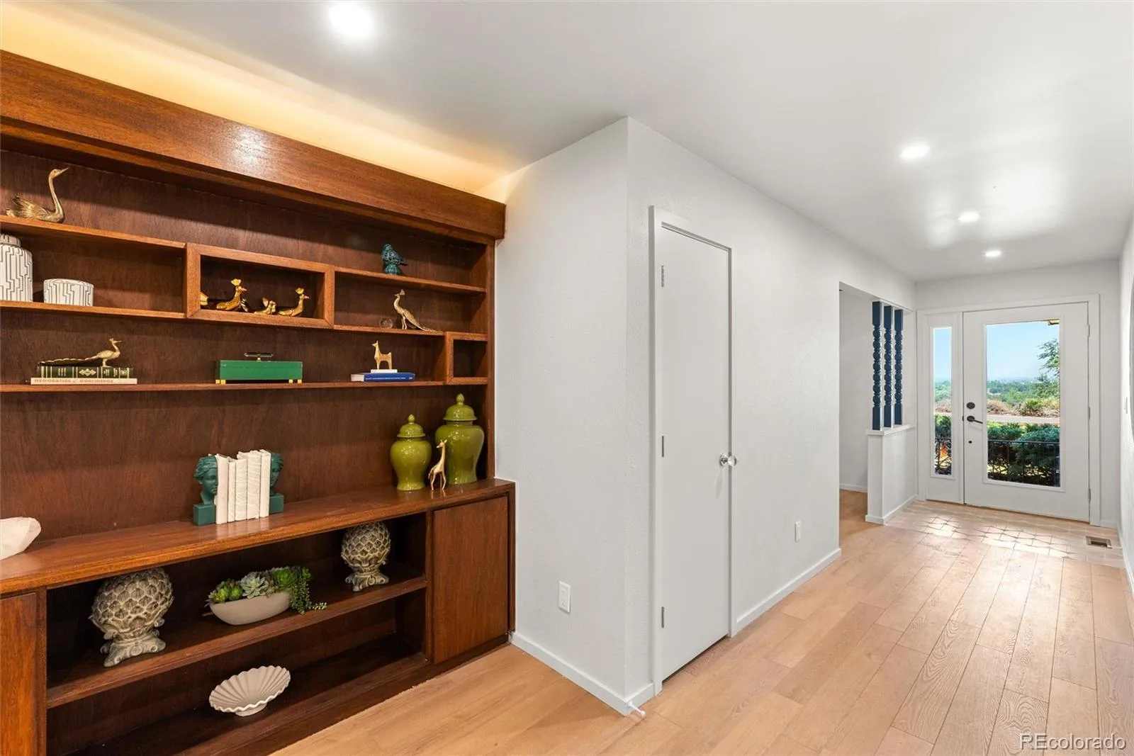 2625 Vivian Street Denver CO 80215 | MLS #REC1928322 08142026005149 1600 16