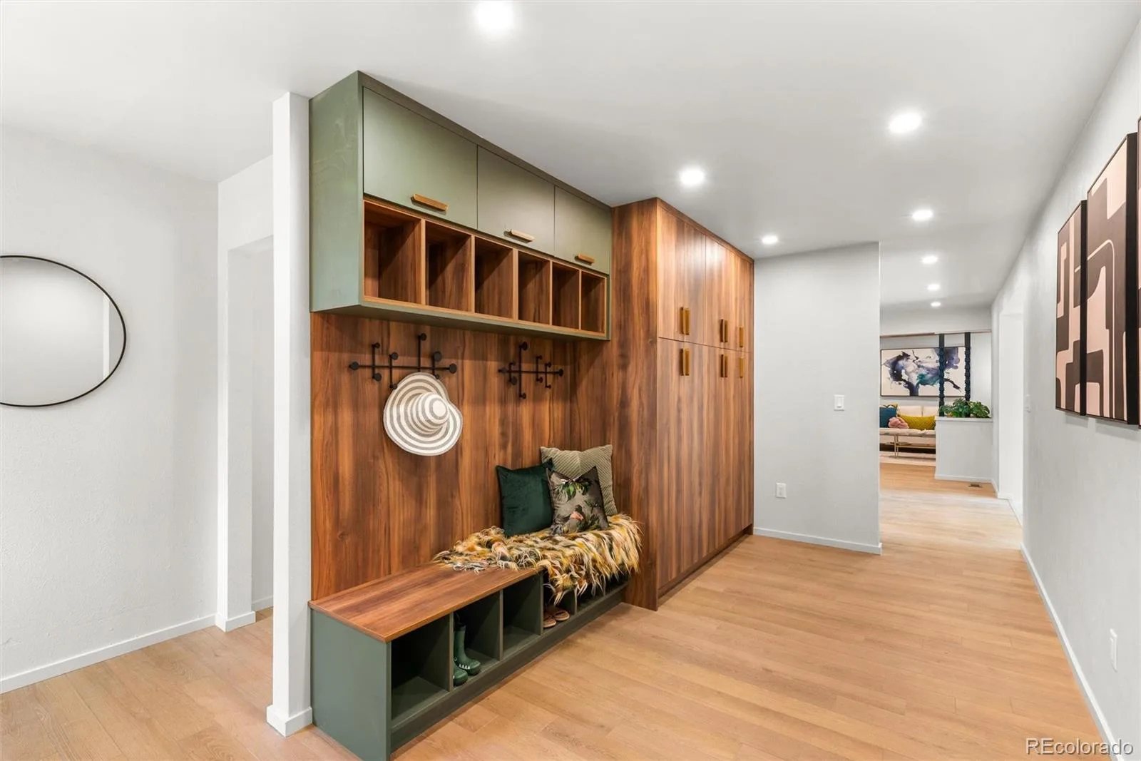 2625 Vivian Street Denver CO 80215 | MLS #REC1928322 08142026005149 1600 26