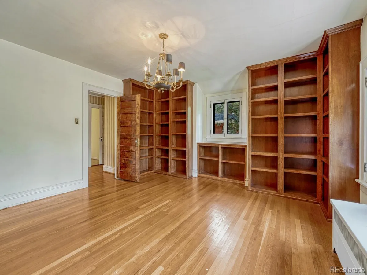 724 N Corona Street Denver CO 80218 | MLS #REC1930732 08102026232227 1200 34