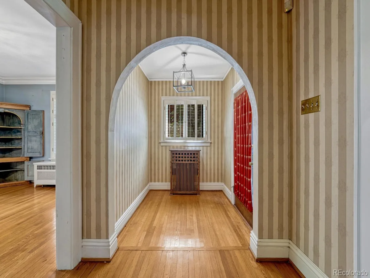 724 N Corona Street Denver CO 80218 | MLS #REC1930732 08102026232227 1200 7
