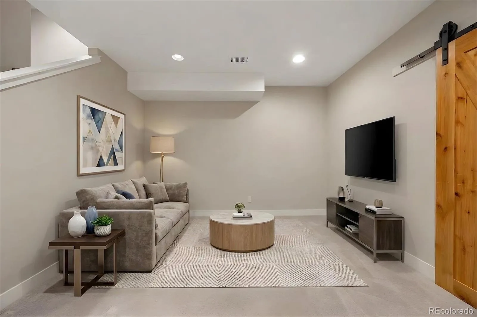 6129 Stable View Street Castle Pines CO 80108 MLS #REC1930741 06092026074750 1600 21
