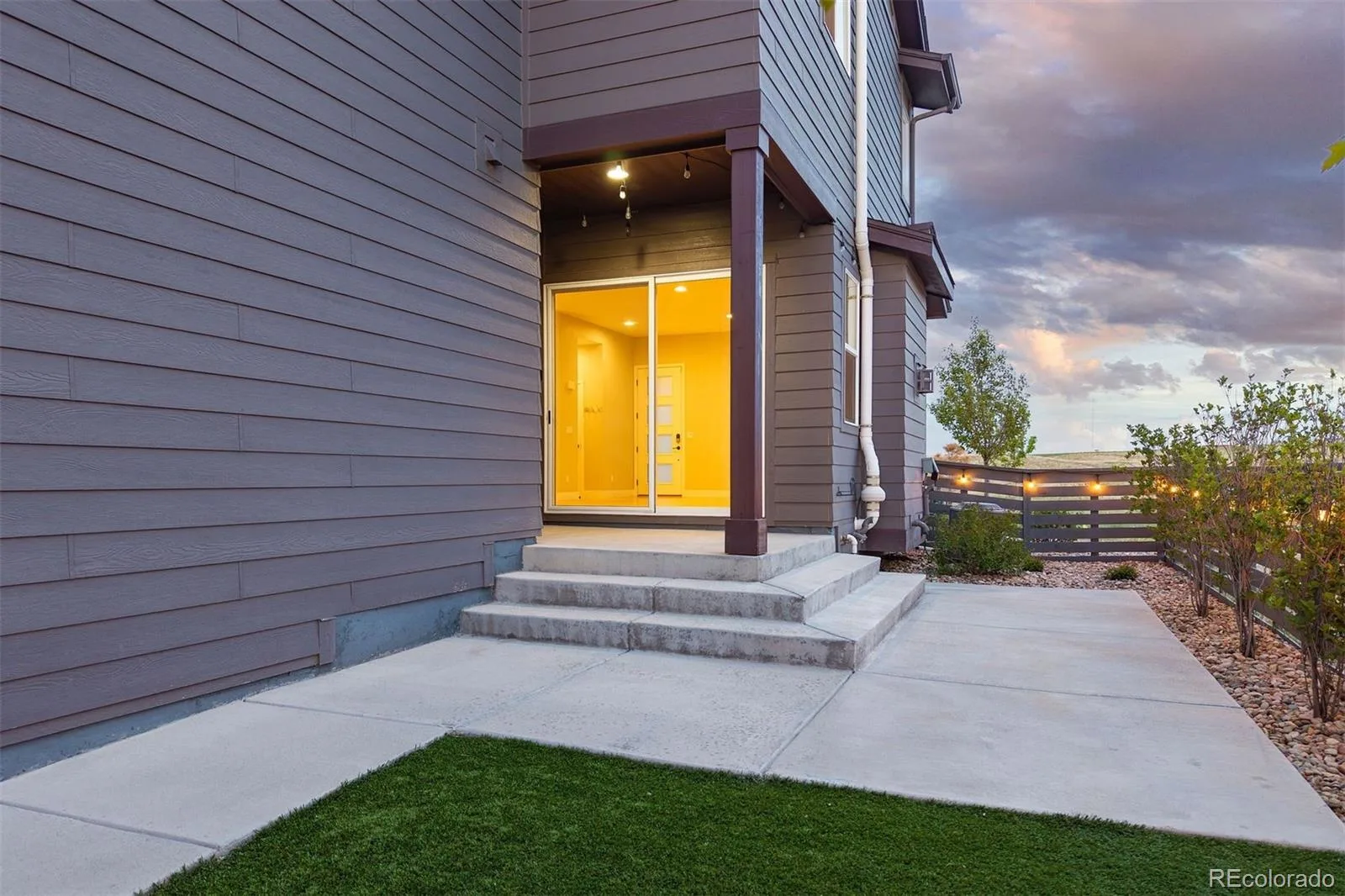 6129 Stable View Street Castle Pines CO 80108 MLS #REC1930741 06092026074750 1600 28