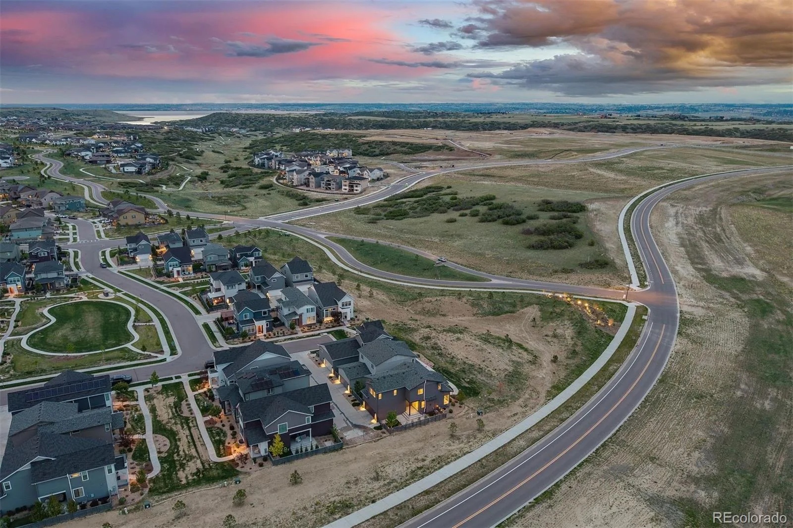 6129 Stable View Street Castle Pines CO 80108 MLS #REC1930741 06092026074750 1600 31
