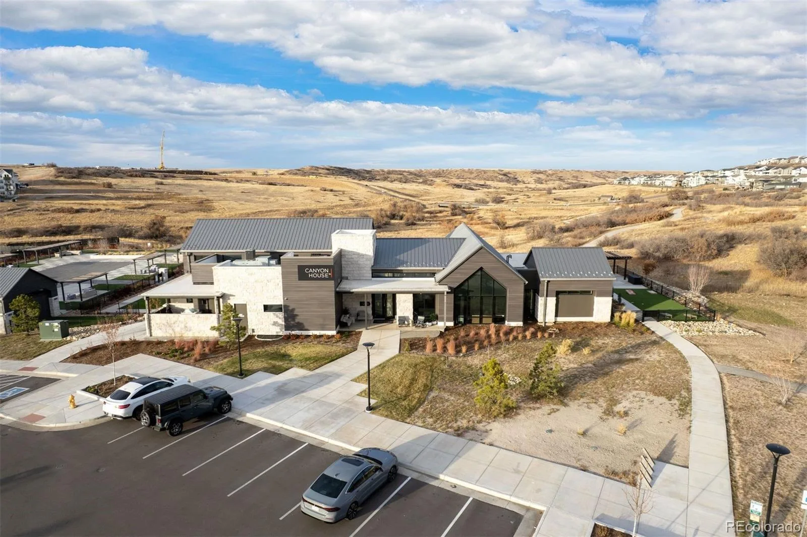 6129 Stable View Street Castle Pines CO 80108 MLS #REC1930741 06092026074750 1600 35